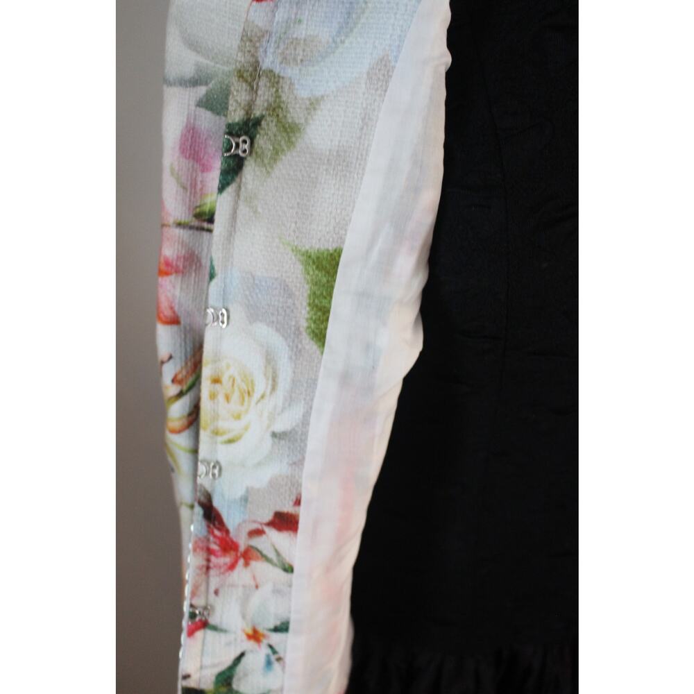 Gorgeous And Elegant Basler Multi Color Floral Bl… - image 7